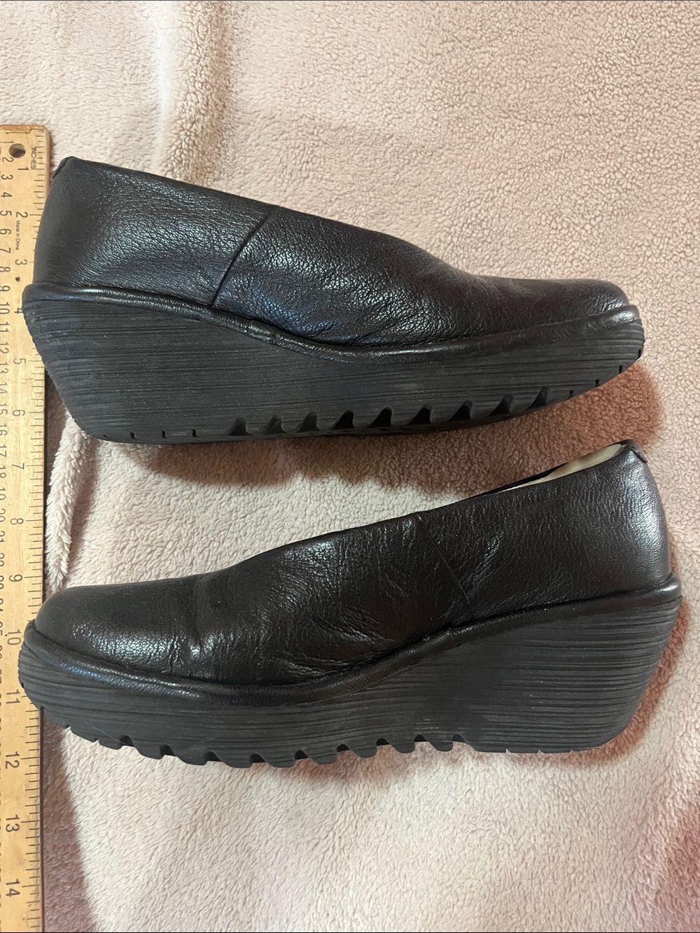 Fly London Black Leather wedge Slip-On 40 - Picture 2 of 5